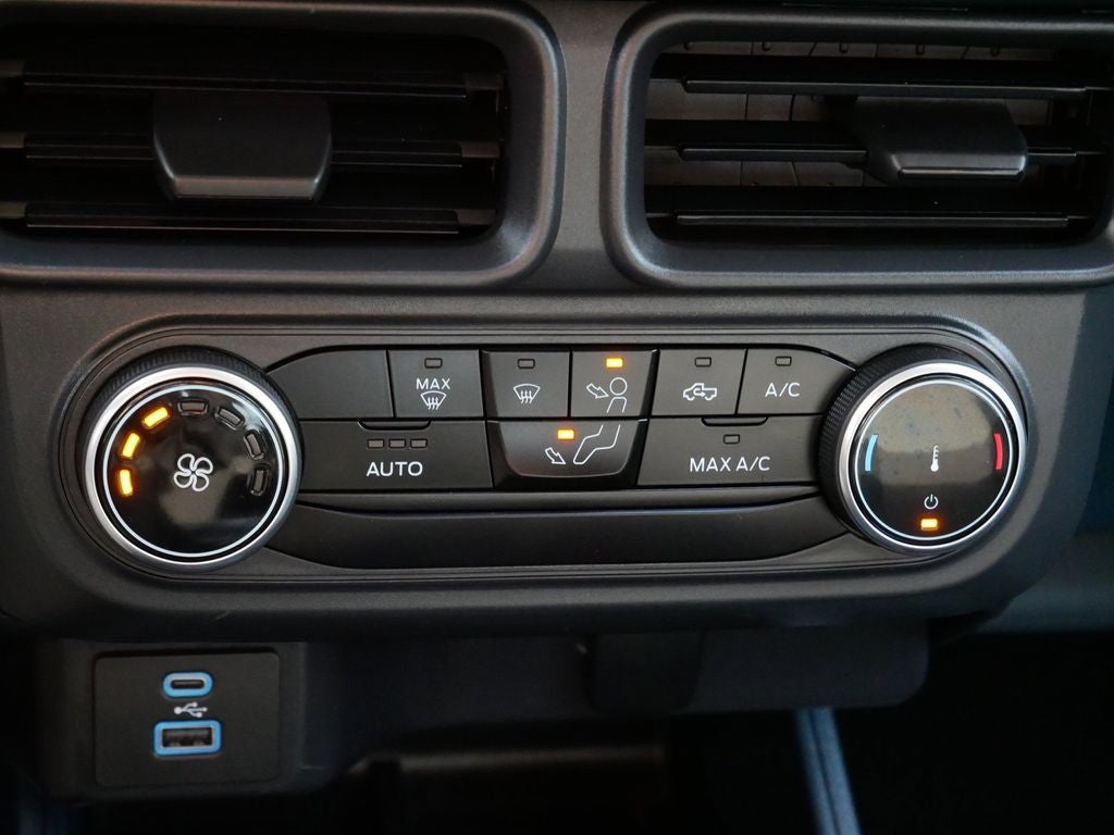 2024 Ford Maverick XL