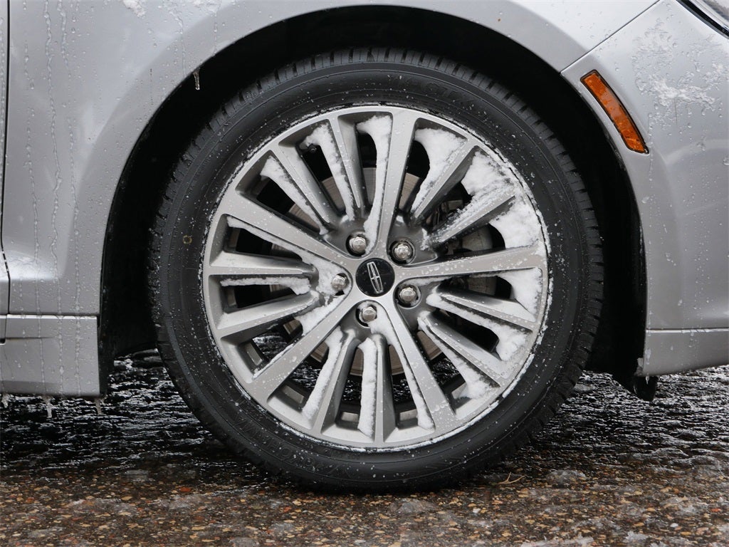 2020 Lincoln MKZ Standard