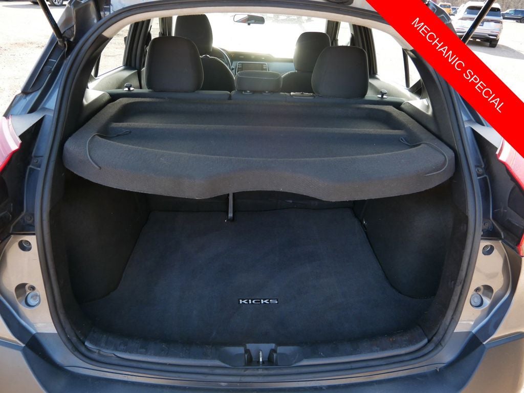 2019 Nissan Kicks SV