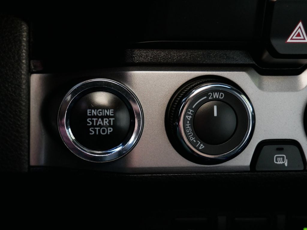 2023 Toyota Tacoma Limited V6