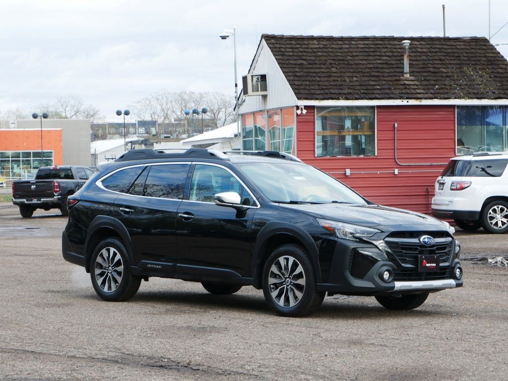 2024 Subaru Outback Touring XT