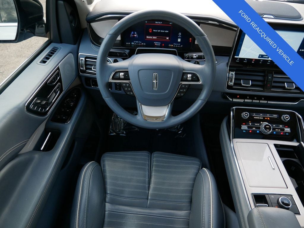 2024 Lincoln Navigator Black Label