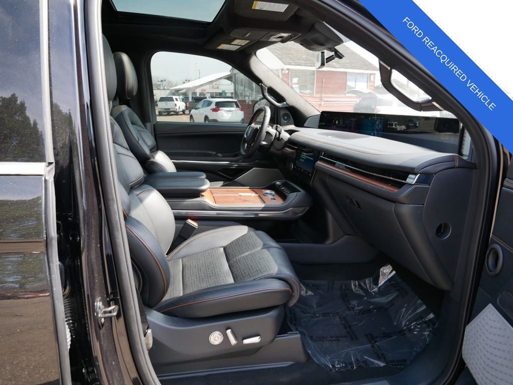 2025 Lincoln Navigator L Black Label