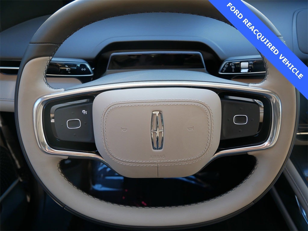 2025 Lincoln Nautilus Reserve