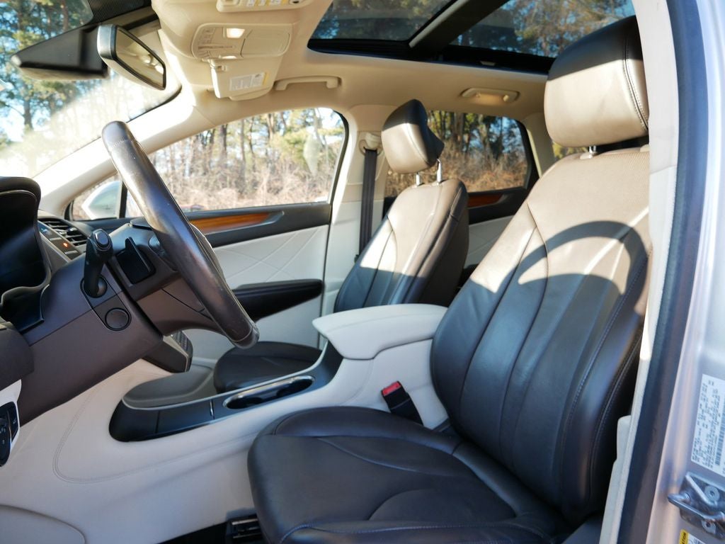 2015 Lincoln MKC Base