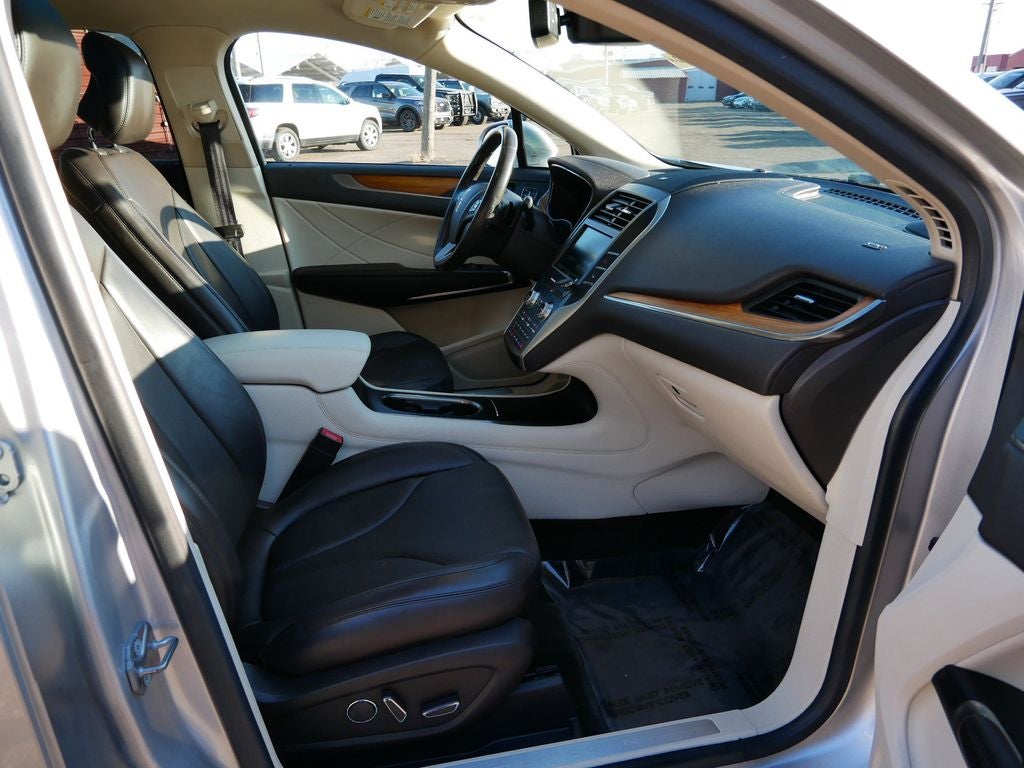 2015 Lincoln MKC Base