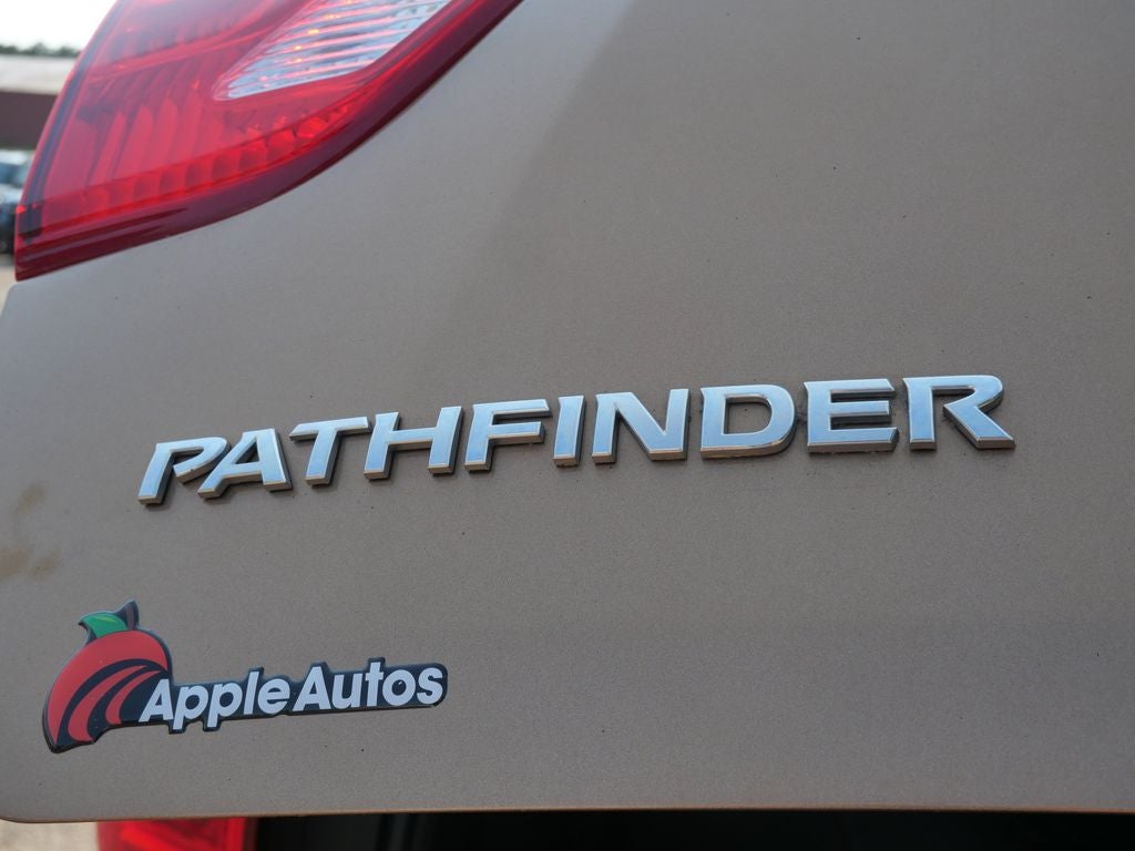 2017 Nissan Pathfinder SL