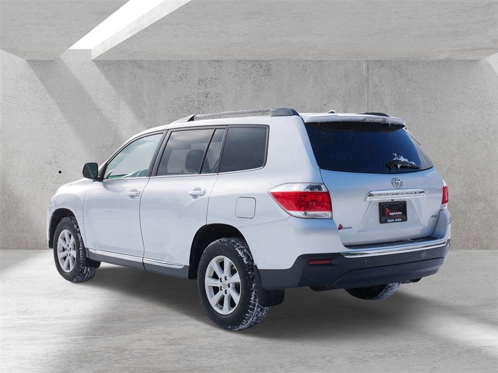 2012 Toyota Highlander SE