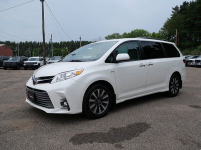 2018 Toyota Sienna XLE 7 Passenger