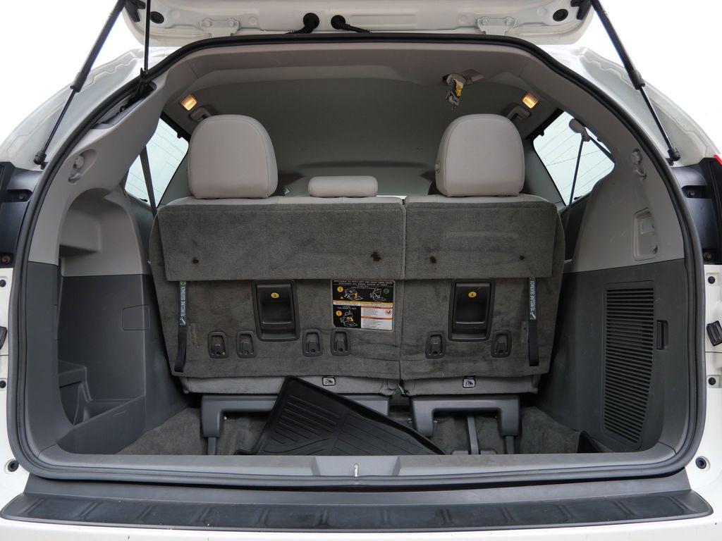 2018 Toyota Sienna XLE 7 Passenger