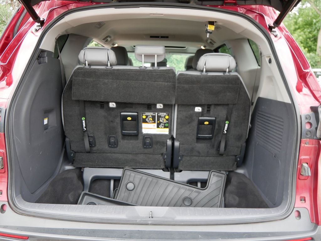 2021 Toyota Sienna XLE 8 Passenger