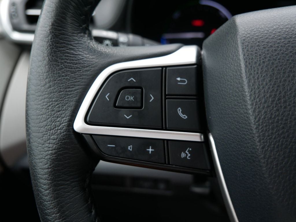 2021 Toyota Sienna XLE 8 Passenger