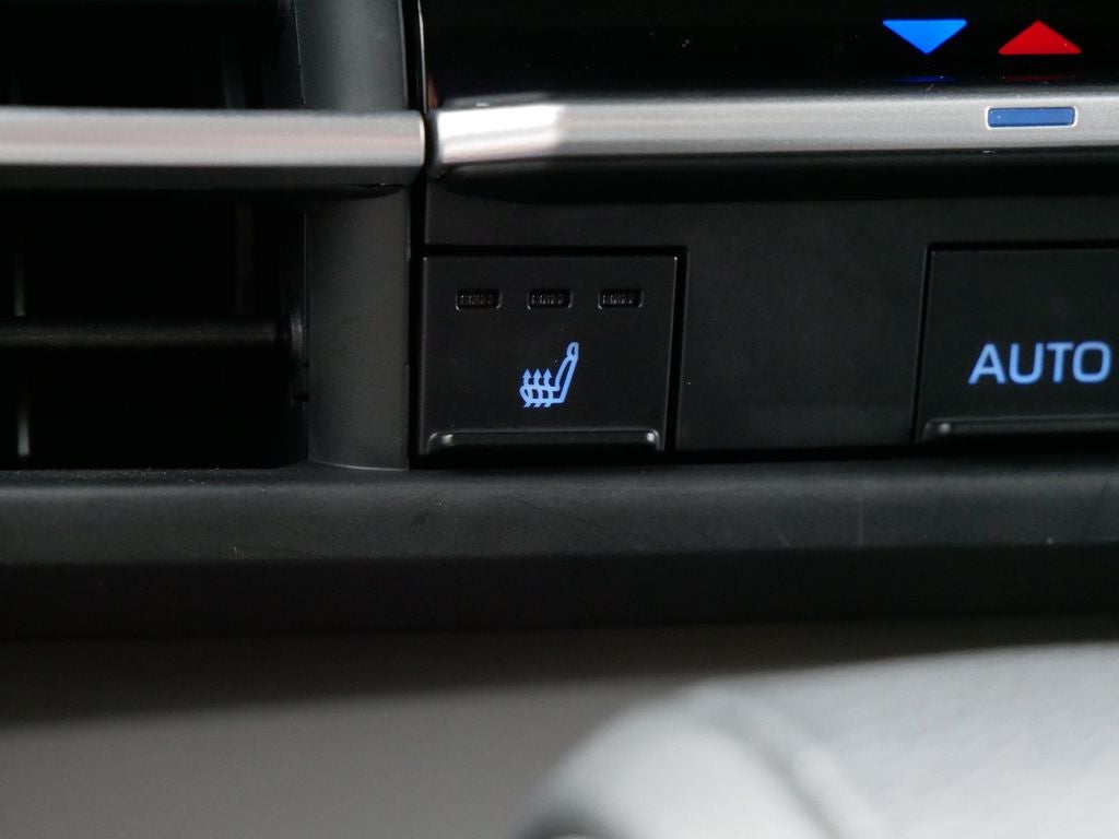 2021 Toyota Sienna XLE 8 Passenger