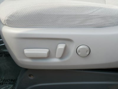 2015 Toyota Sienna LE 8 Passenger