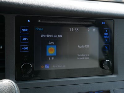 2015 Toyota Sienna LE 8 Passenger