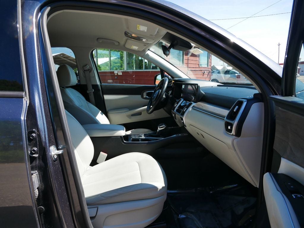 2022 Kia Sorento S