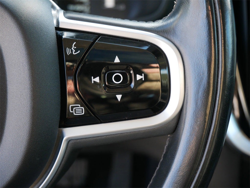 2019 Volvo S60 T6 Momentum