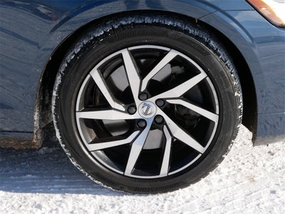 2019 Volvo S60 T6 Momentum