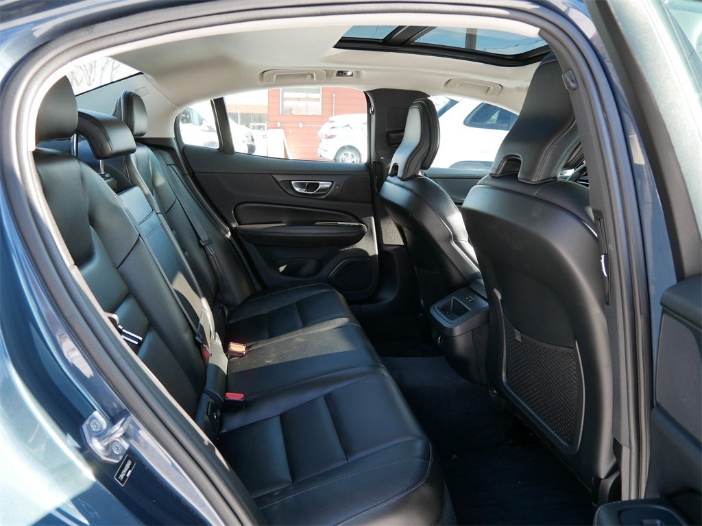 2019 Volvo S60 T6 Momentum