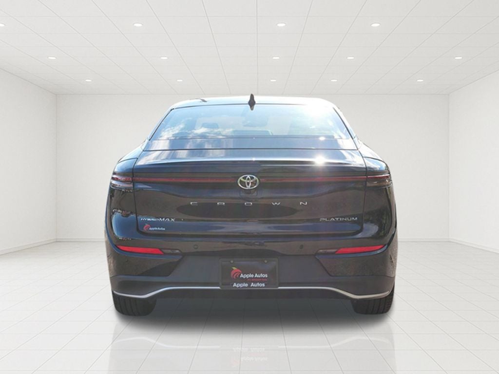 2023 Toyota Crown Platinum