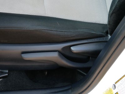2012 Toyota Yaris LE