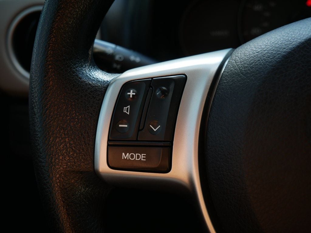 2012 Toyota Yaris LE