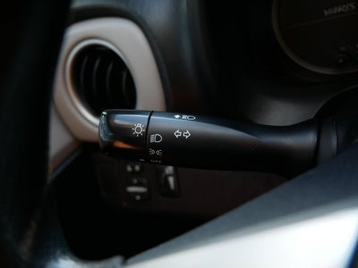 2012 Toyota Yaris LE