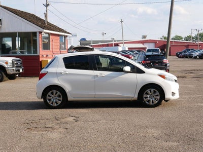 2012 Toyota Yaris LE