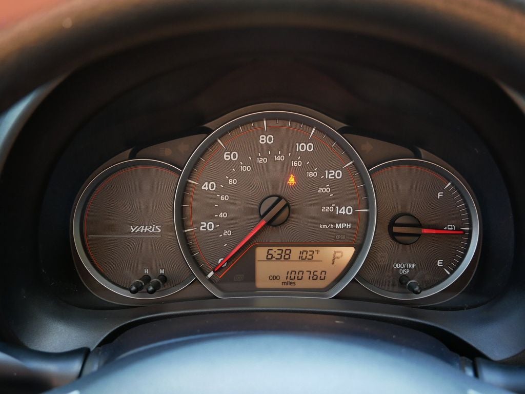 2012 Toyota Yaris LE