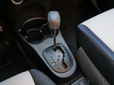 2012 Toyota Yaris LE