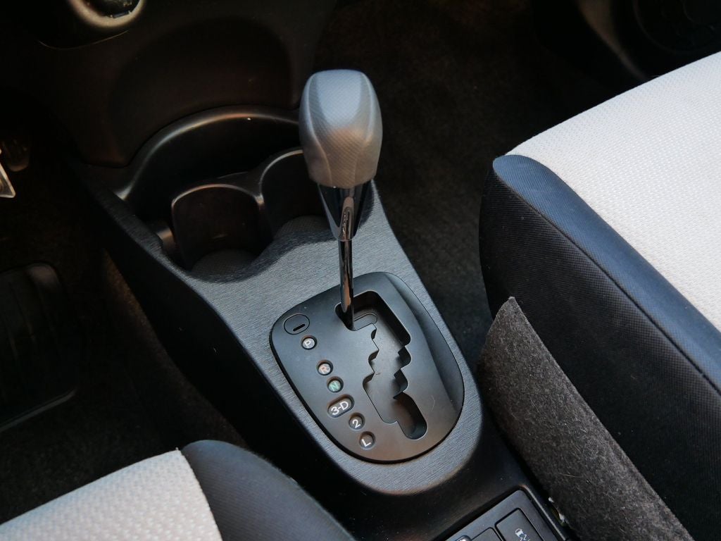 2012 Toyota Yaris LE