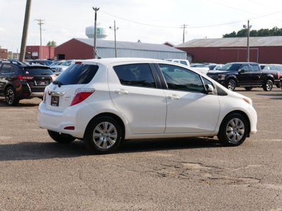 2012 Toyota Yaris LE