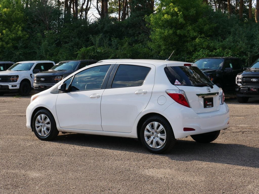 2012 Toyota Yaris LE