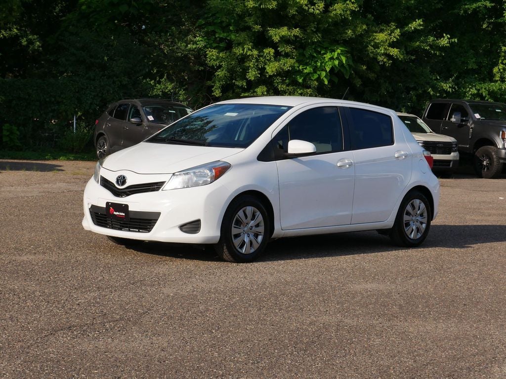 2012 Toyota Yaris LE