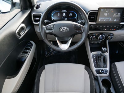 2025 Hyundai Venue SEL
