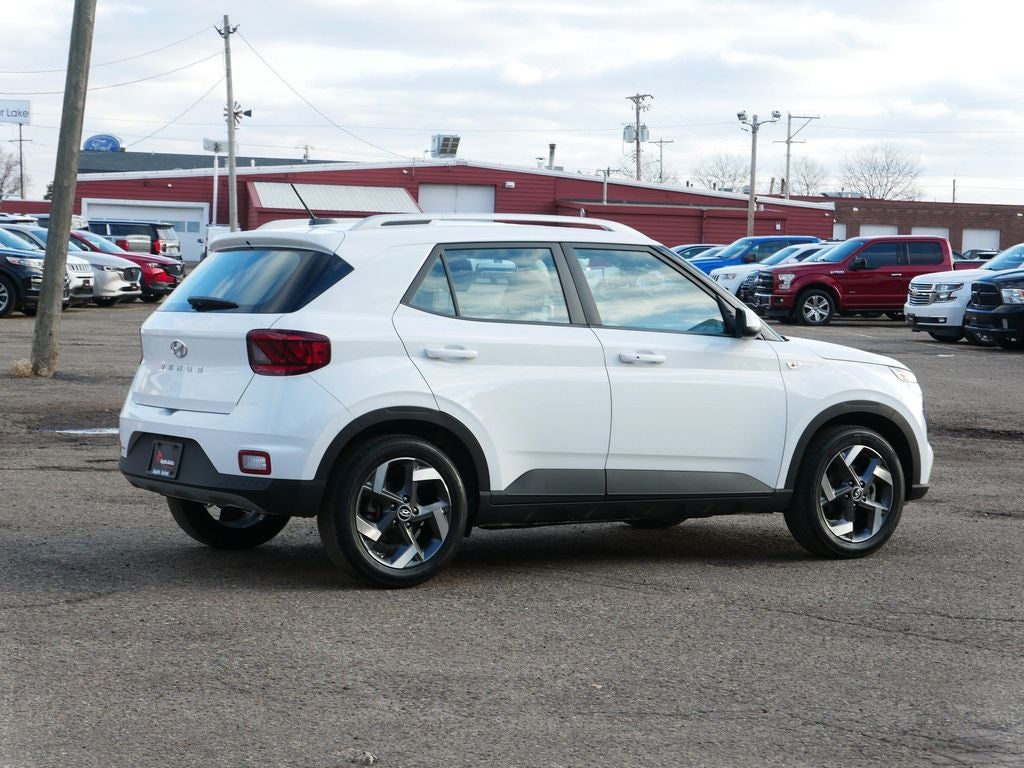 2025 Hyundai Venue SEL