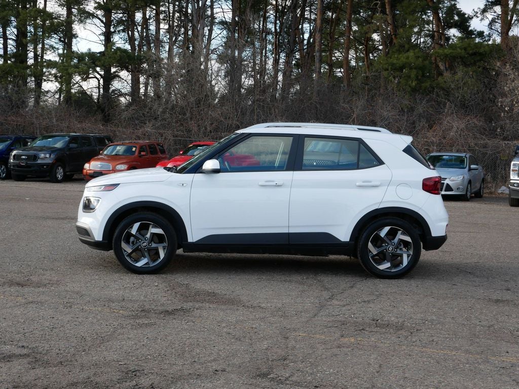 2025 Hyundai Venue SEL