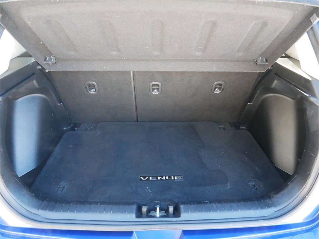 2022 Hyundai Venue SEL