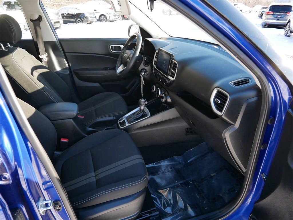 2022 Hyundai Venue SEL
