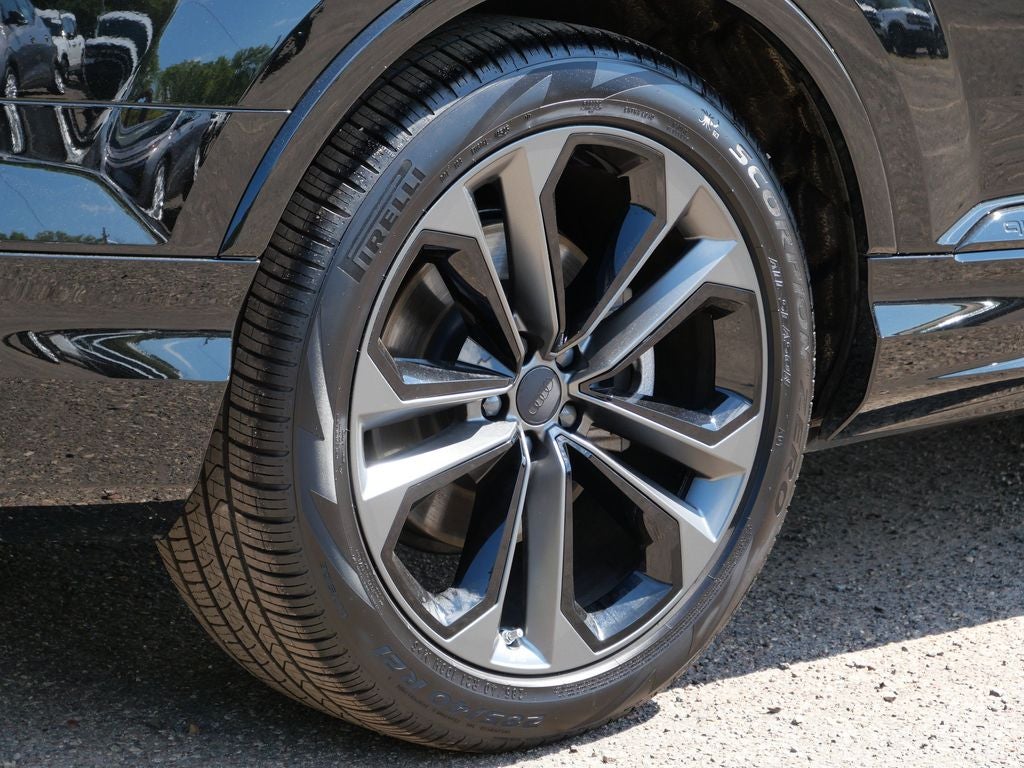 2026 Audi Q7 55 Premium Plus quattro