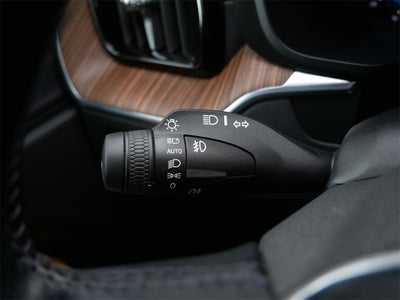 2022 Volvo XC60 Recharge Plug-In Hybrid T8 Inscription