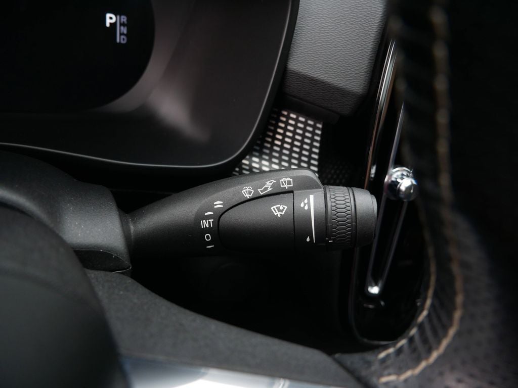 2021 Volvo XC40 Recharge Pure Electric P8