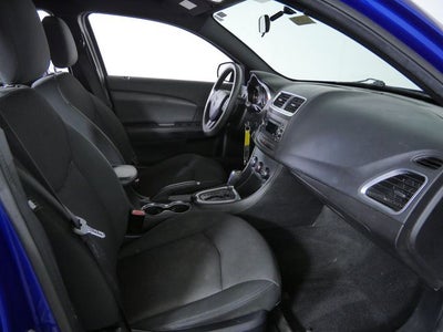 2012 Dodge Avenger SE