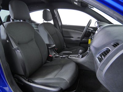 2012 Dodge Avenger SE