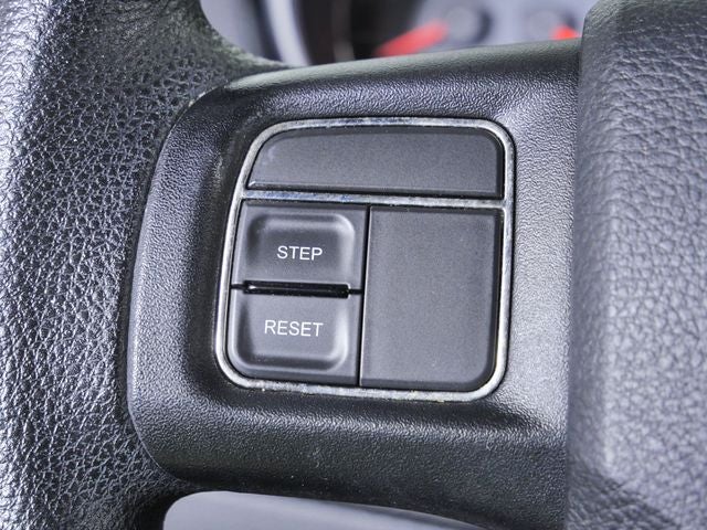 2012 Dodge Avenger SE
