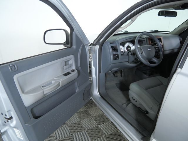 2005 Dodge Dakota SLT 131 WB