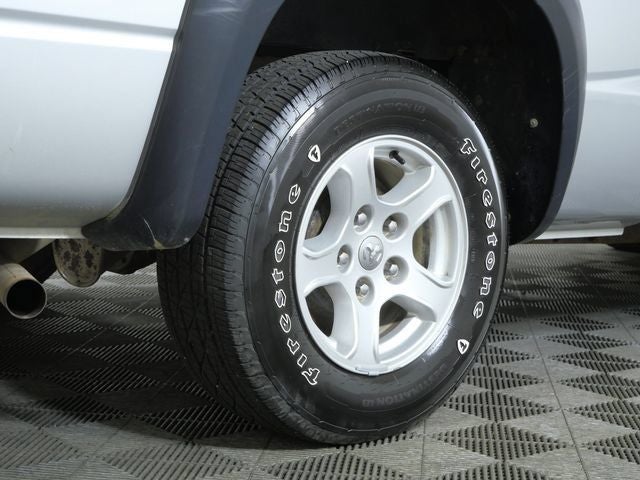 2005 Dodge Dakota SLT 131 WB
