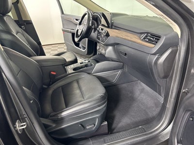 2020 Ford Escape Titanium Hybrid