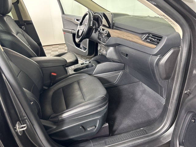 2020 Ford Escape Titanium Hybrid