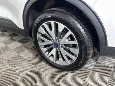 2022 Ford Escape Titanium